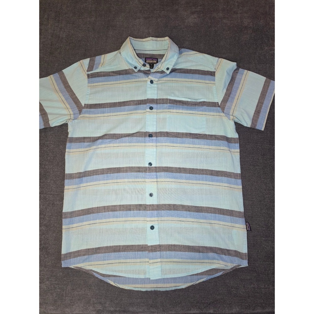 Patagonia Organic Cotton Striped Short Sleeve Button Down Shirt Blue Mens M